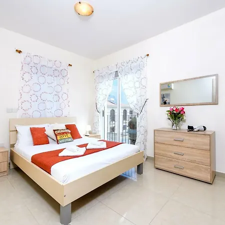 Blue Water Bay Villa *